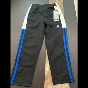 ADIDAS Kids. Size 5. NEW